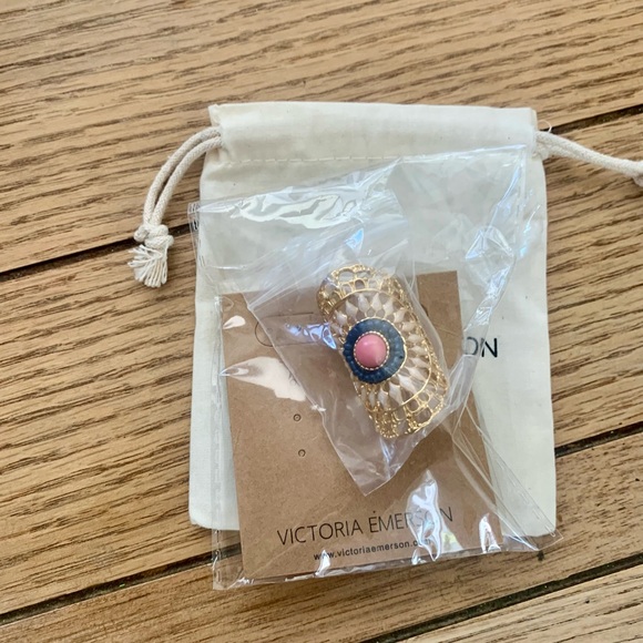 Victoria Emerson Gracie Gold Medallion Ring NWT. - Picture 6 of 6